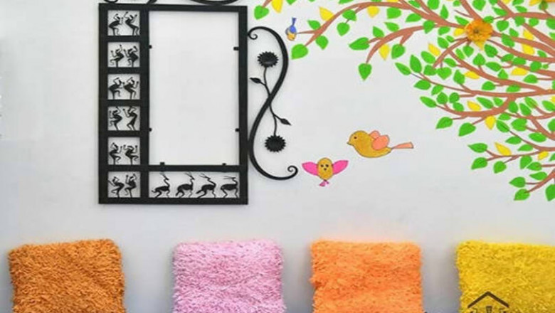 What Are Some Creative Ways to Hang Mirror Frames?