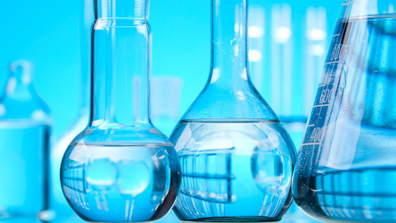 Isopropyl Primarily Used As A Solvent In Essential Oils, Resins, Alkaloids, Gums, Cellulose