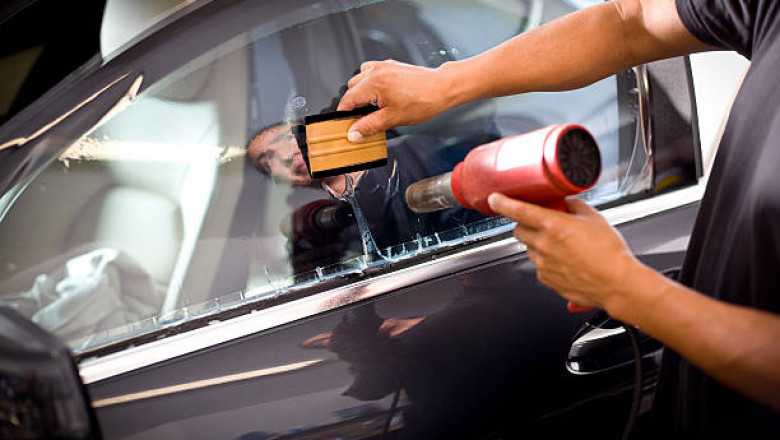Reduces heat and glare and provides a comfortable driving experience with automotive films