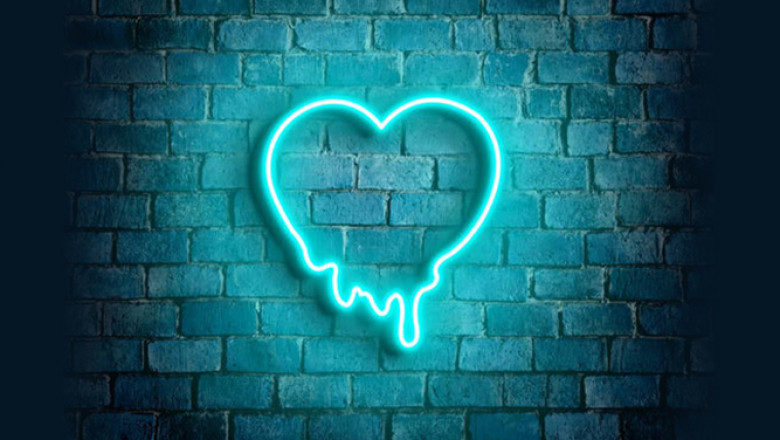 Custom neon light signs for couples - How to customize them?