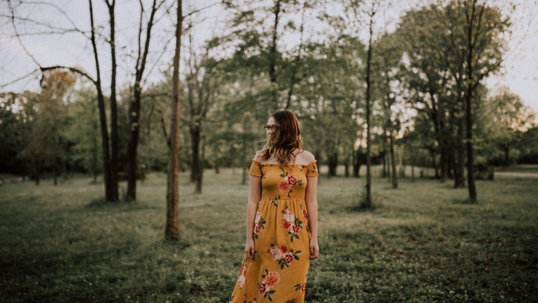 What To Pair With A Cotton Maxi Dress