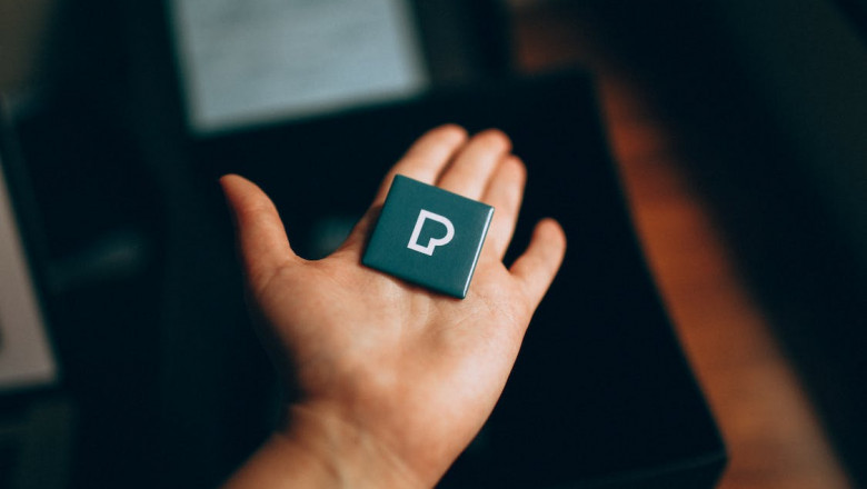 How to design a logo in 10 steps