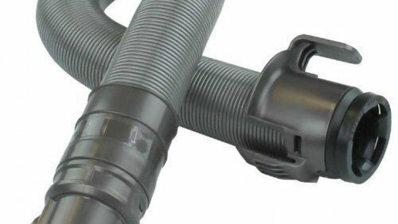 How to clean out a vacuum cleaner hose?
