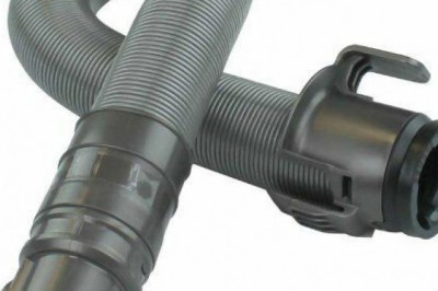 How to clean out a vacuum cleaner hose?