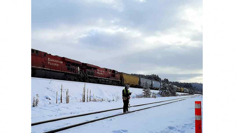 How Land Surveys and Geomatics Work Together?