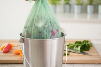 What are glad compostable bags made of?