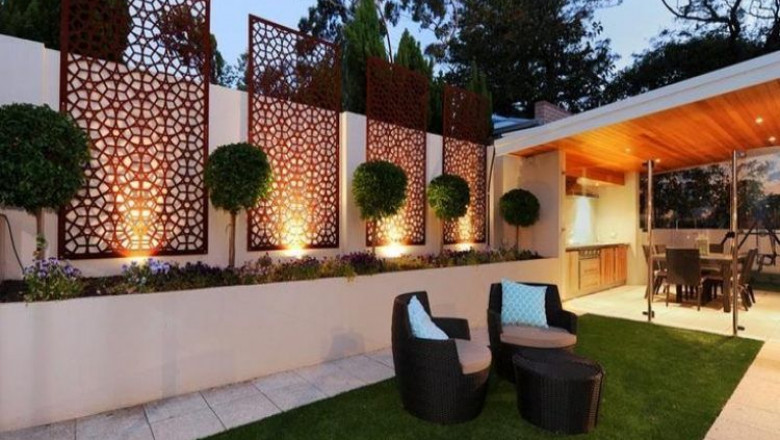 Luxury Screens Discusses Fencing Solutions for Gardens