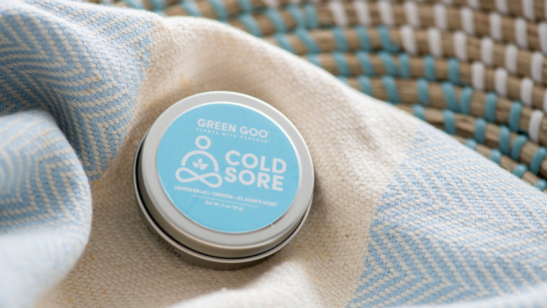 5 Natural Products to Pack When You Hit The Slopes This Season