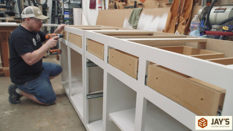 Building Cabinets Company in Humble