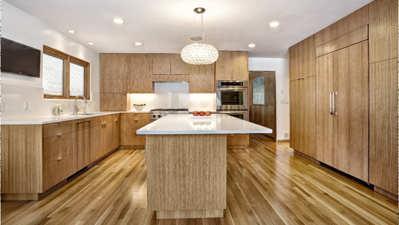 What to Avoid When Remodeling Your Kitchen With Oak Kitchen Cabinets