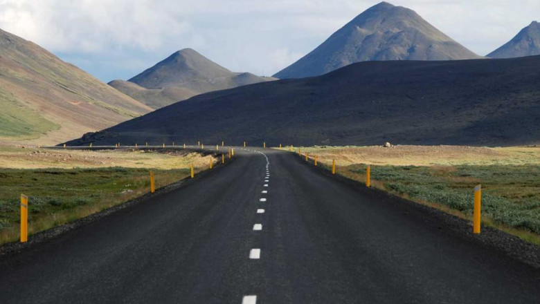 discovering types of ports used within shipping