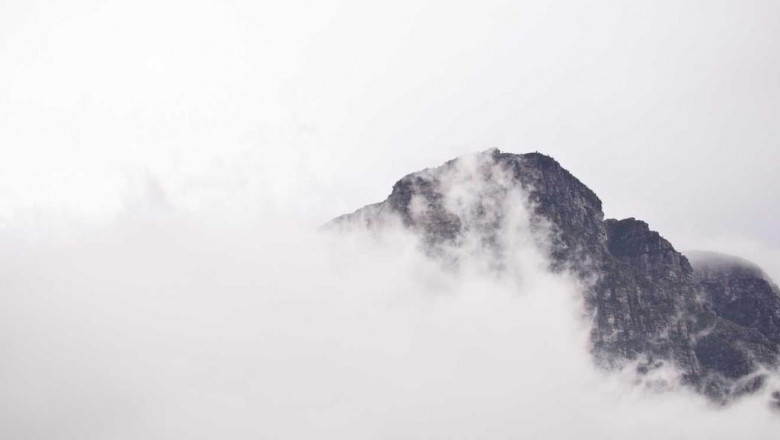 co na przeszkode w kuchni przy stoliku