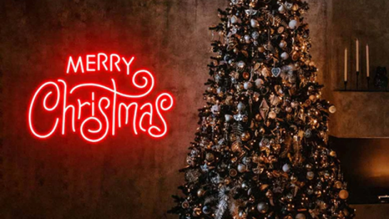 Unique neon signs to give your homes a festive look