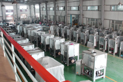 The Many Benefits of Using an Ipharmachine Bottle Filling Machine