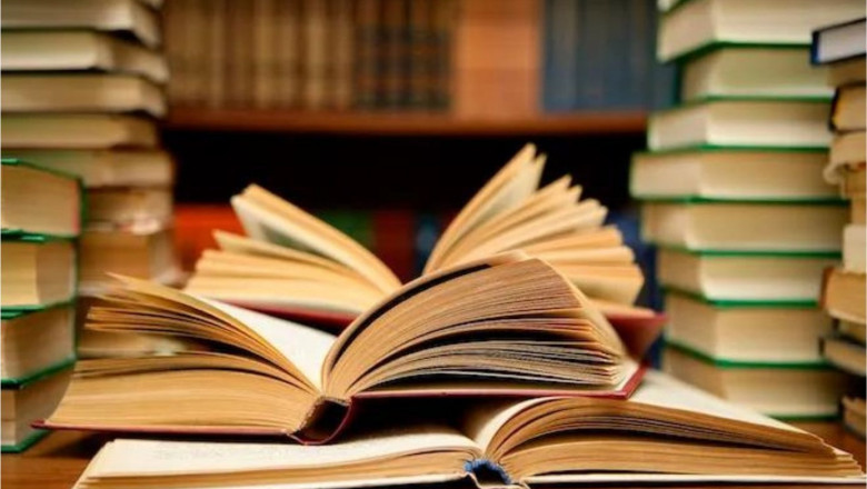 Top 8 Benefits of Reading books - stress reduction, improve personality, sharp memory
