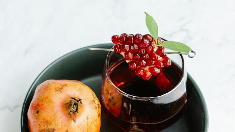 Health Benefits of Pomegranates: Drinks with Pomegranate Juice The Power of Pomegranates in Your Diet