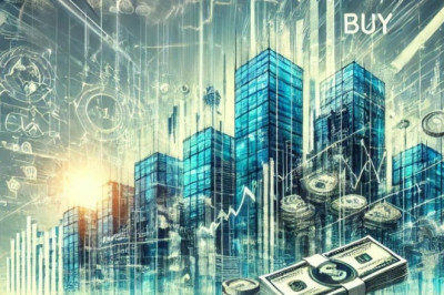 How do futures options trading differ from traditional trading?