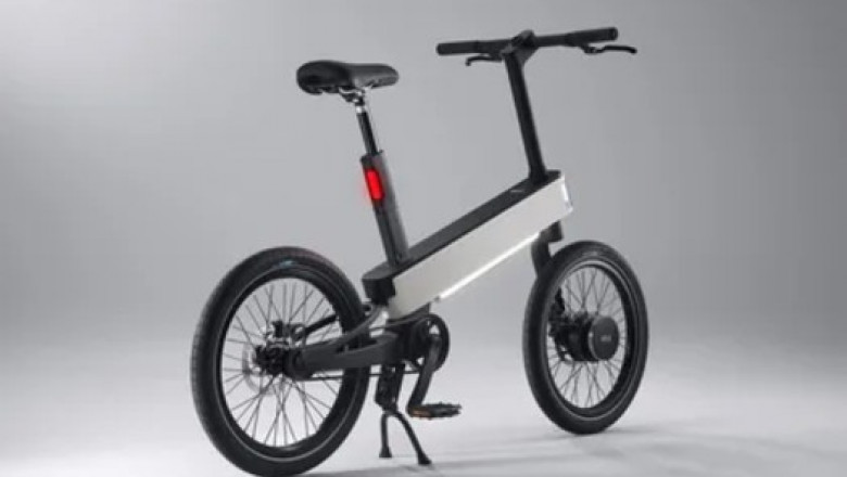 The Rise of E-Bikes: Revolutionizing Urban Transportation and Reshaping Lifestyle Choices
