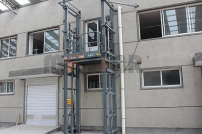 The Role of Freight Elevator in Warehouse