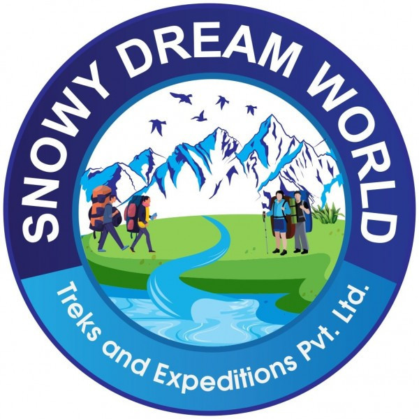 Snowy Dream Treks