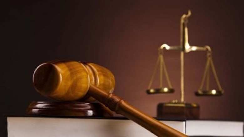Hiring an Immigration Law Lawyer