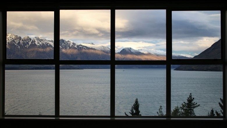 How to find the best glass repair company?