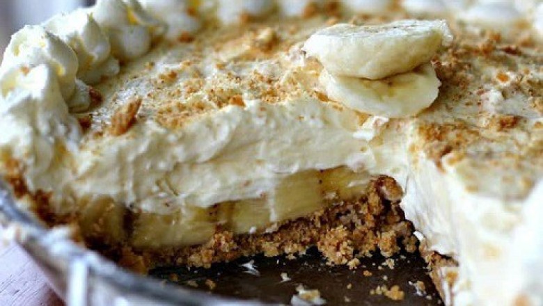 Try Some Chocolate Banana Cream Pie Recipe to Make the Occasion Special