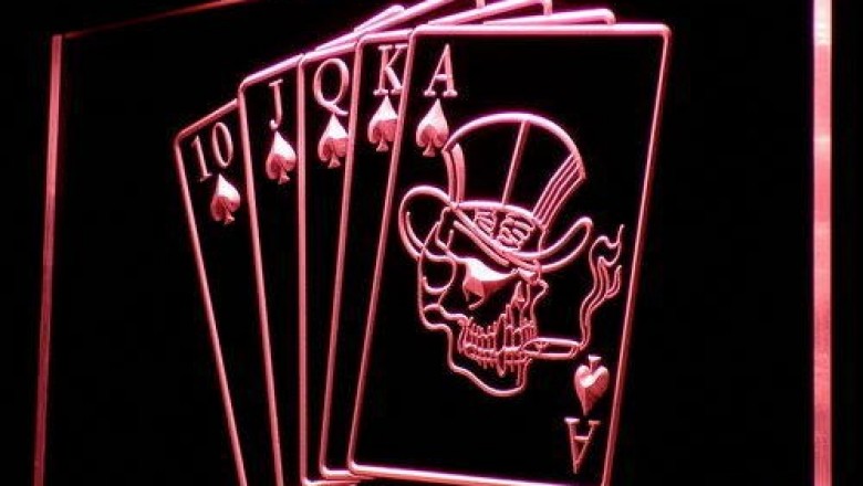 Bermain Judi Online Poker V memanfaatkan Akun Special