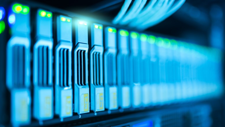 How to create an Email database?