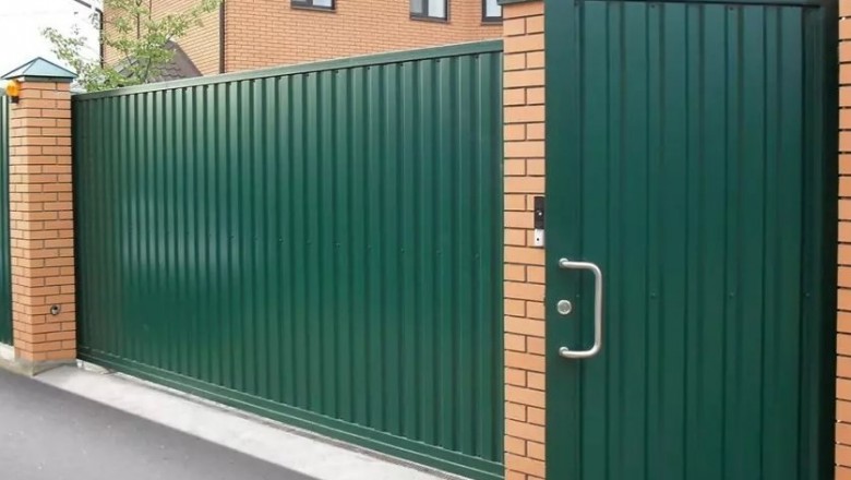 Benefits of Installing Fencing Around Your Home