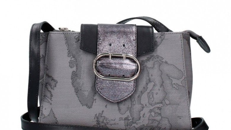 Benefits of Buying Fashion Accessories Online