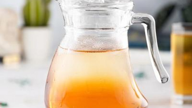 Luminarc 1 Piece Wavy Jug with Lid - 1.3L