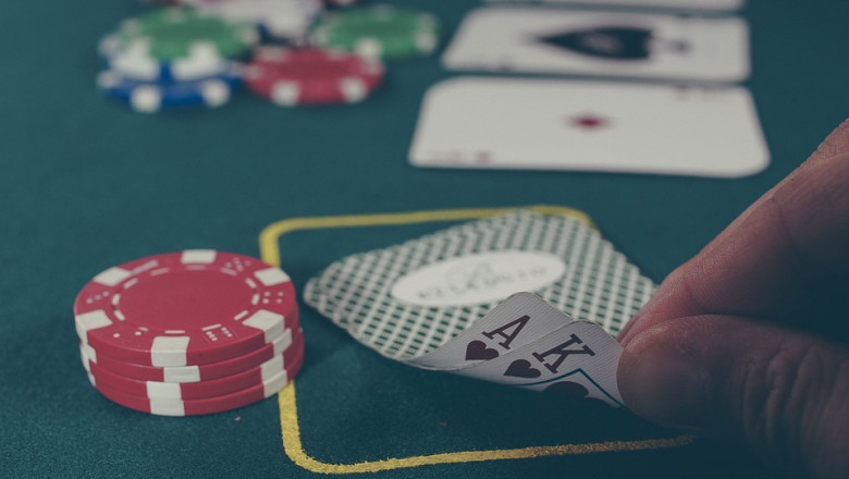 Plaing Poker Online - Things You Need to Know!