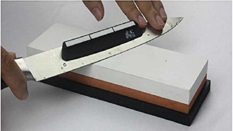 How to sharpen a knife using a whetstone