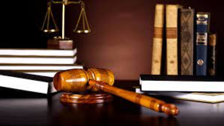 Partiels-droit