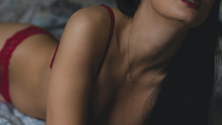 GFE nearby Goa Beach with female Patner
