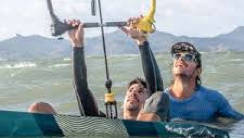Kitesurfschool Kitesurfen bij de| Kitesurfspot Den Haag