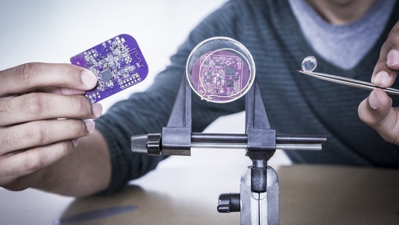 Smart Medical Devices Market is expanding rapidly with Royal Philips receiving the U.S. FDA clearance for its wearable biosensor Philip Biosensor BX100 to manage confirmed and suspected COVID-19 patients in the hospital