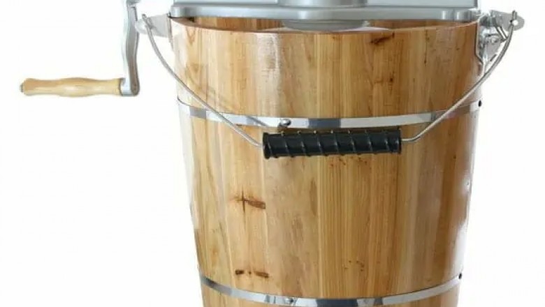Best Hand Crank Ice Cream Maker (Reviews of 2021)