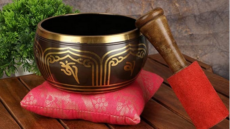 How do you play a Tibetan Singing Bowl?