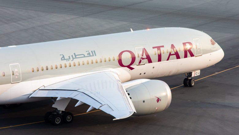 Contact Qatar Airways from UK