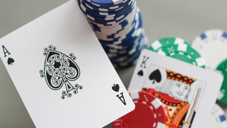 Baccarat Strategy and Online Game Guide