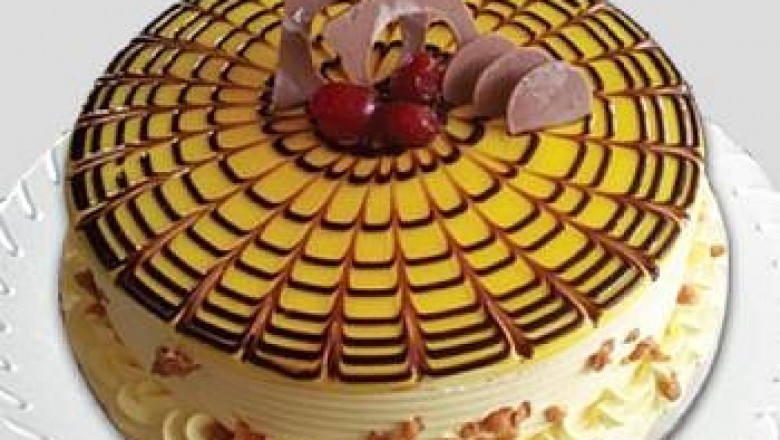 Ideas To Surprise Friends With Online Cake Delivery In Jaipur
