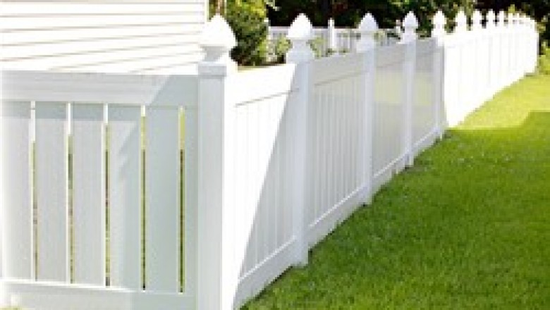 Tips To Make a New Fence Part of Your Home