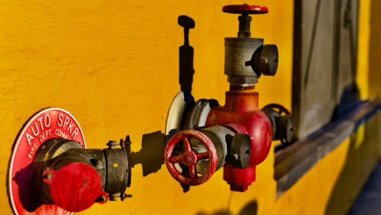 The Applications of a Gate Valve and a Butterfly Valve