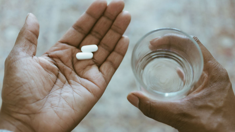 Low dose Naltrexone (LDN) for autoimmunity and chronic pain