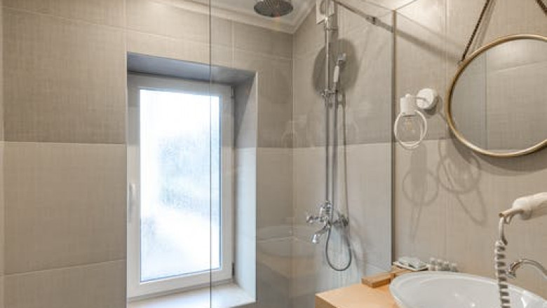Shower enclosures: a brief introduction