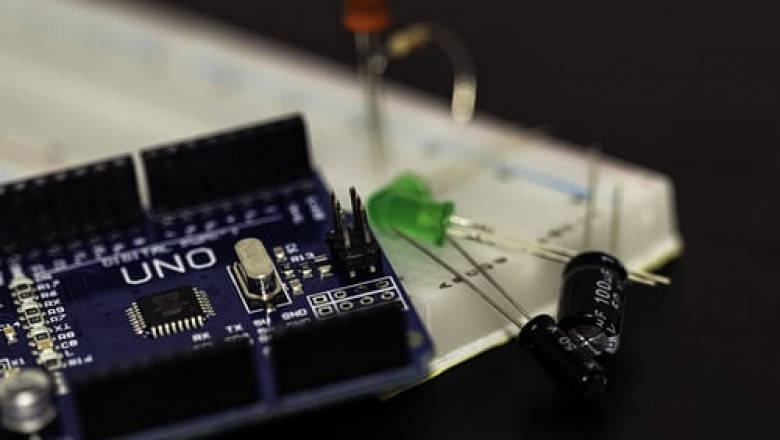 Basic characteristics of capacitors