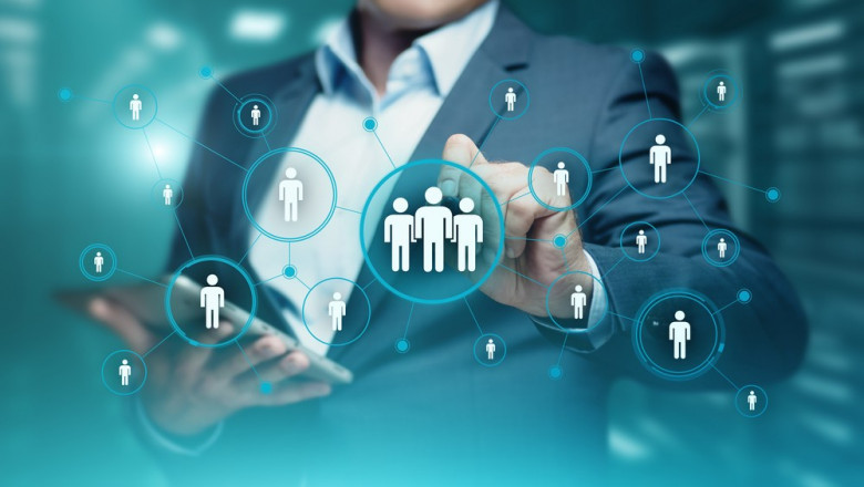 Human Resource Outsourcing and Why is it becoming a new trend in 2021?