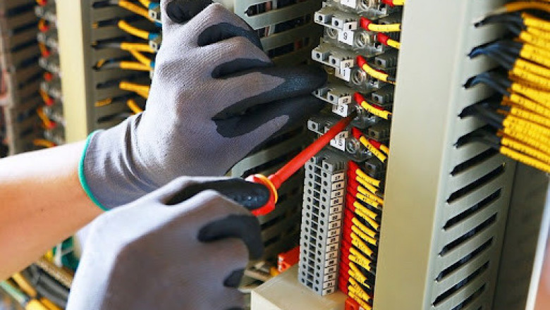 Red Electricians Oxnard